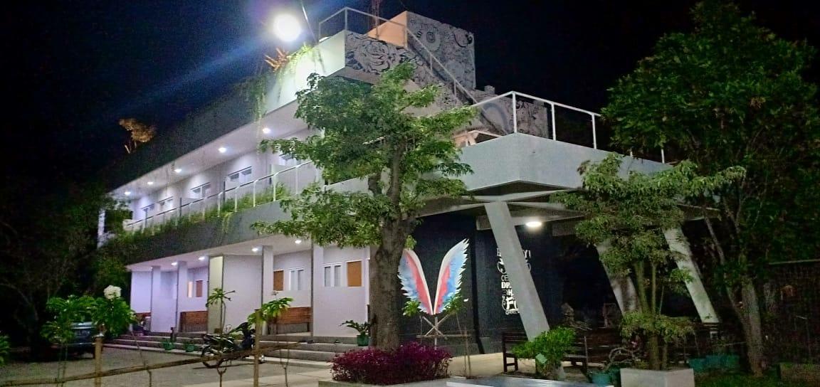 Q Hotel Mayangan Purwakarta Bagian luar foto